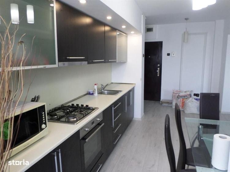 Apartament cu 2 camere decomandat în B-dul București