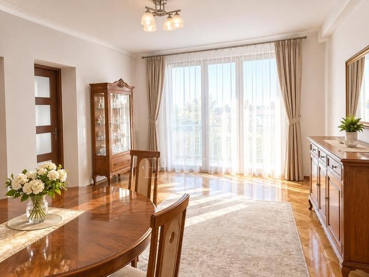 Apartament cu 3 camere decomandat în Andrei Mureșanu