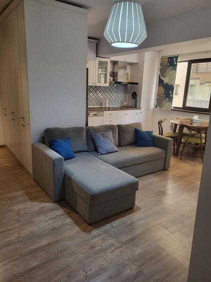 Apartament cu 2 camere circular, mobilat în Băneasa