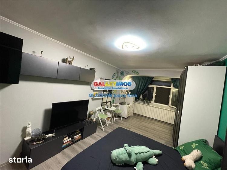 Apartament cu 3 camere în Vatra Luminoasă