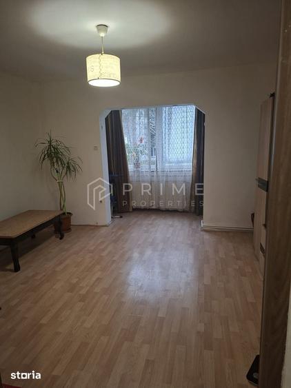 Apartament decomandat cu 3 camere Dambu Pietros - 1