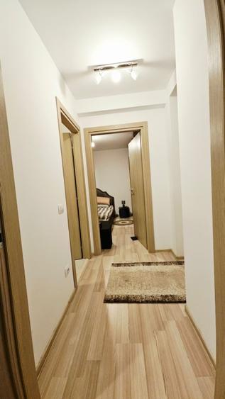 Apartament cu 3 camere decomandat în Crângași