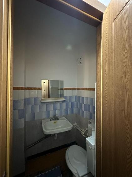 Apartament cu 3 camere decomandat în Fetești-Gară