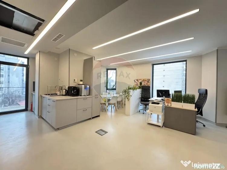 Spațiu comercial, de 1,307 mp, în Decebal