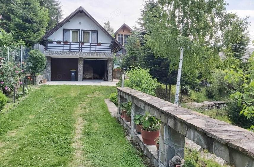 Casă cu 6 camere cu Teren 1905 Mp în Cheia
