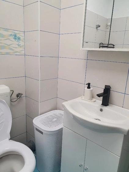 Garsonieră decomandată în Central