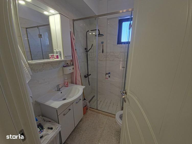 Apartament cu 2 camere, mobilat în Tomis Plus