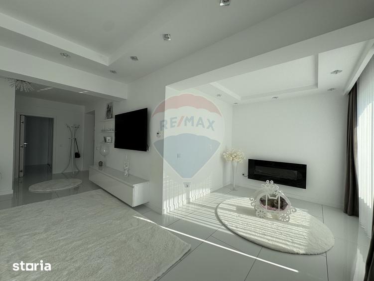 Apartament cu 4 camere în Central