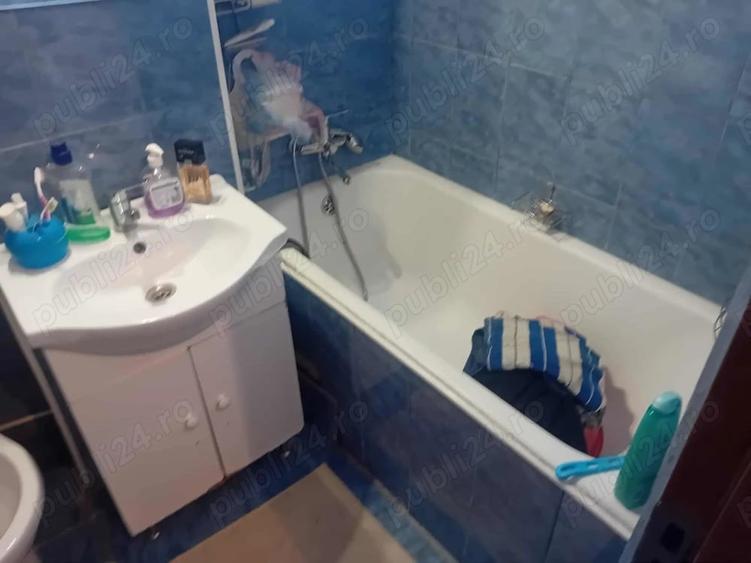 Apartament cu 2 camere semidecomandat în Dărmănești