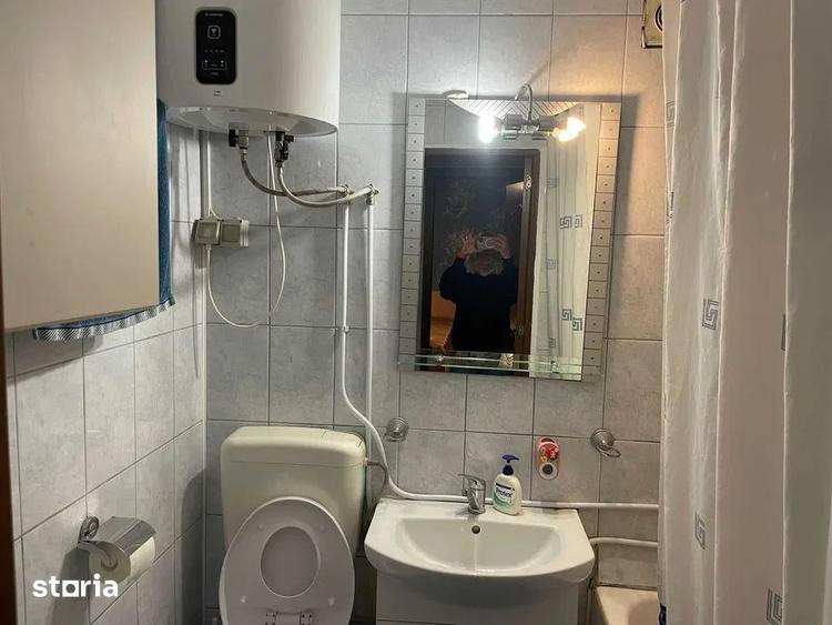 Apartament cu 3 camere decomandat, mobilat în Drumul Taberei