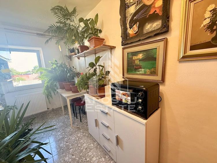 Garsonieră decomandată în Fabric