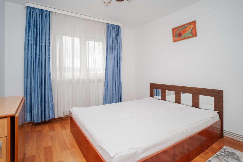 Apartament cu 3 camere decomandat, mobilat în Canta