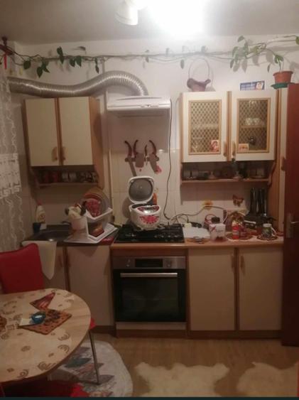 Apartament cu 2 camere decomandat în Cotnari