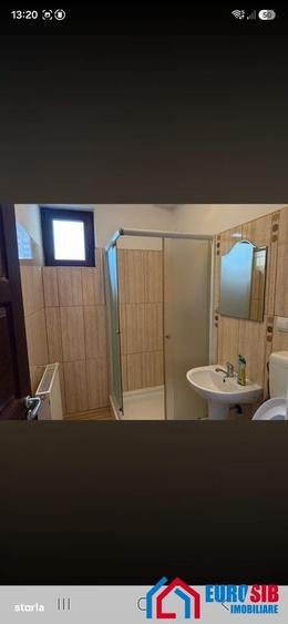 Apartament cu 2 camere decomandat în Ștrand