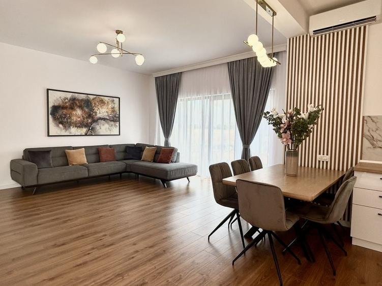 Casă cu 4 camere cu Teren 500 Mp în Central