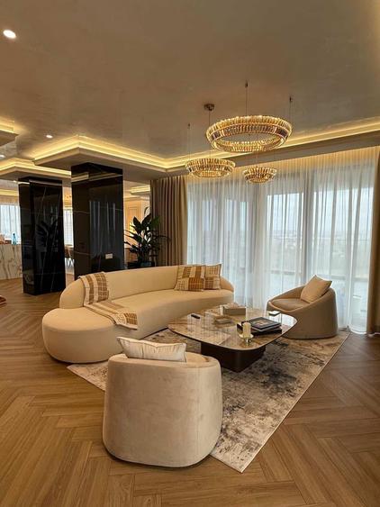Penthouse cu 4 camere, mobilat în Aviației