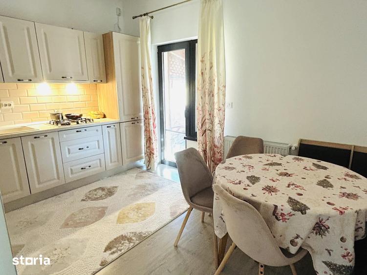 Casă cu 3 camere cu Teren 400 Mp în Central