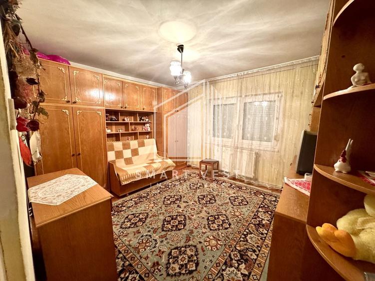 Apartament cu 2 camere decomandat în Micro 17