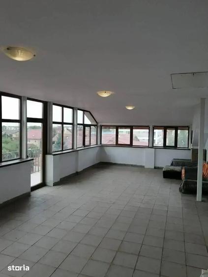 Casă cu Teren 1200 Mp în Ghencea