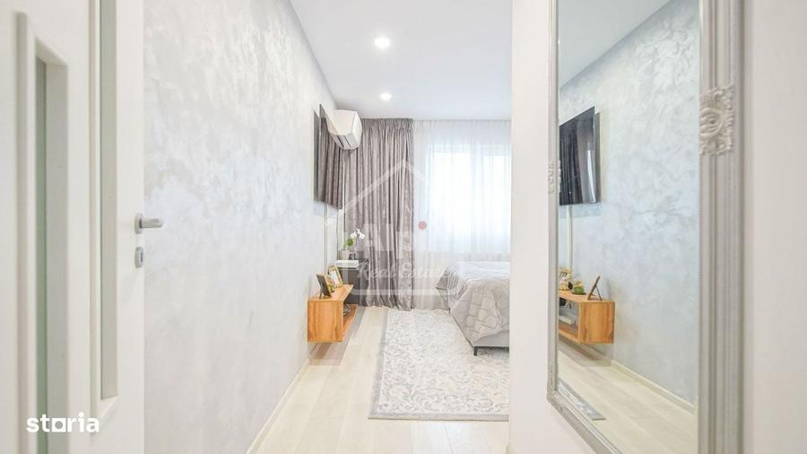 Apartament cu 4 camere decomandat în Tractorul