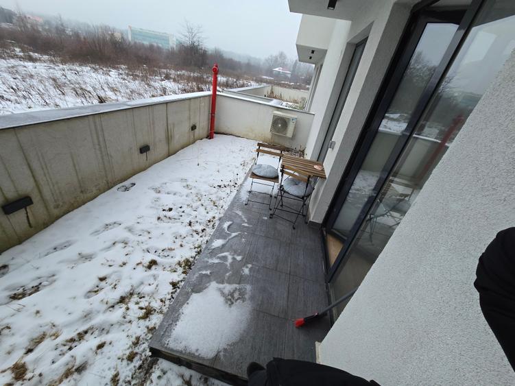 Apartament cu 2 camere decomandat în Băneasa