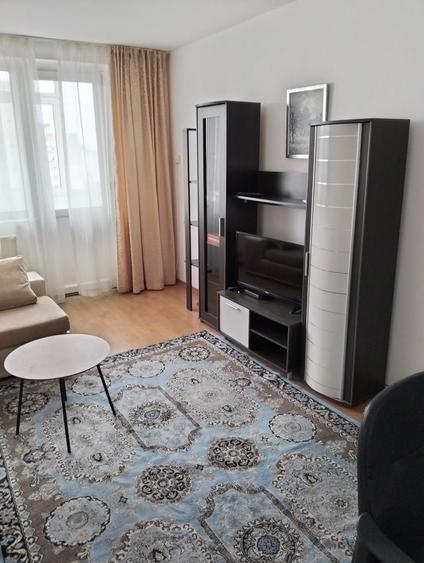 Apartament cu 2 camere decomandat în Cornișa