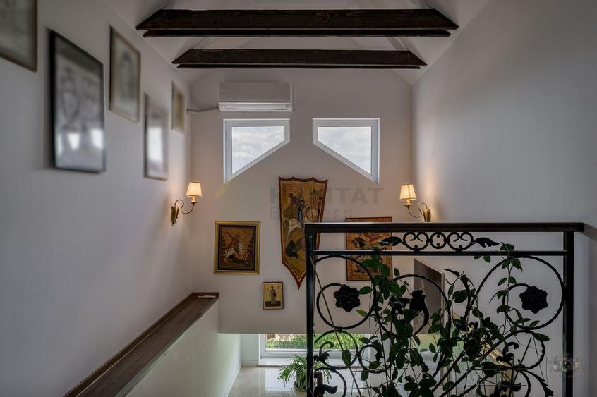 Casă individuală cu 8 camere cu Piscina în Corbeanca