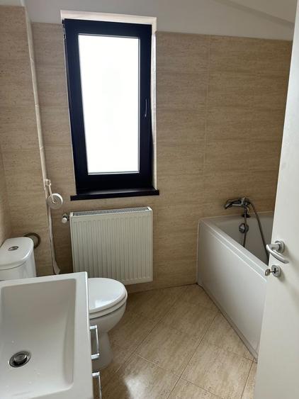 Apartament cu 2 camere semidecomandat în Viilor