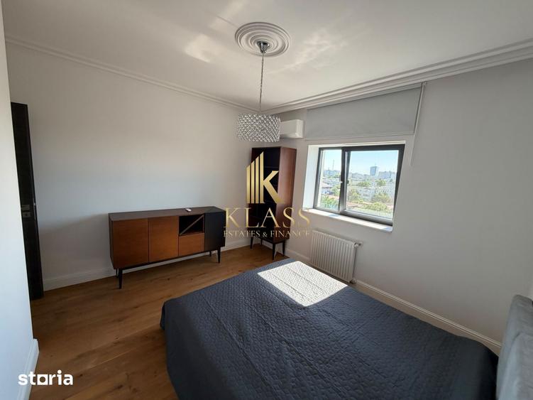 Apartament cu 4 camere decomandat în Tei