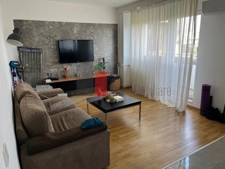 Apartament cu 3 camere decomandat, mobilat în Unirii — fotografia 1