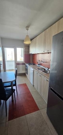 Apartament cu 3 camere decomandat, mobilat în Gării