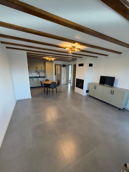 Casă cu 4 camere cu Teren 1710 Mp în Podul Corbului