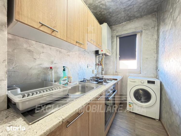 Apartament cu 4 camere, mobilat în Cetate