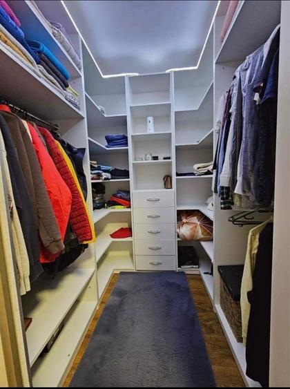 Casă cu 3 camere cu Teren 200 Mp în Central