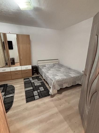 Apartament cu doua camere de inchiriat in zona Crihala