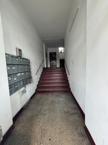 Apartament cu 2 camere semidecomandat în Grivița