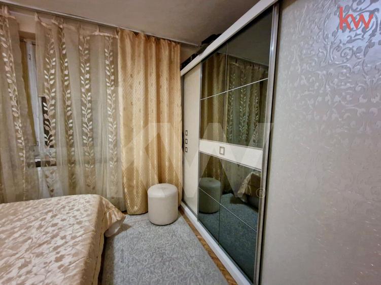 Apartament cu 3 camere semidecomandat, mobilat în 1 Mai