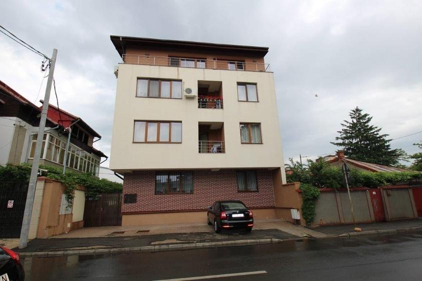 Apartament cu 2 camere, mobilat în 1 Mai