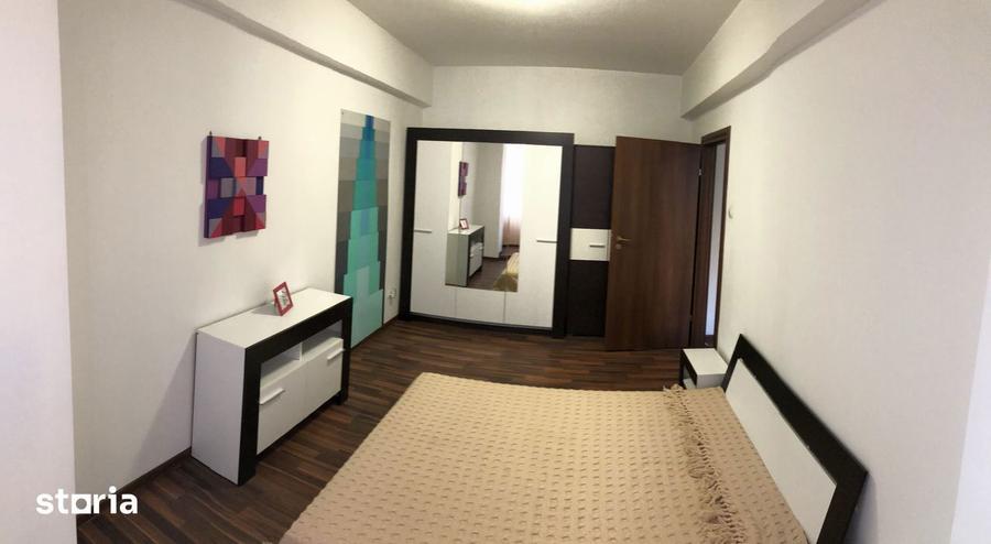 Apartament cu 2 camere semidecomandat, mobilat în Sud