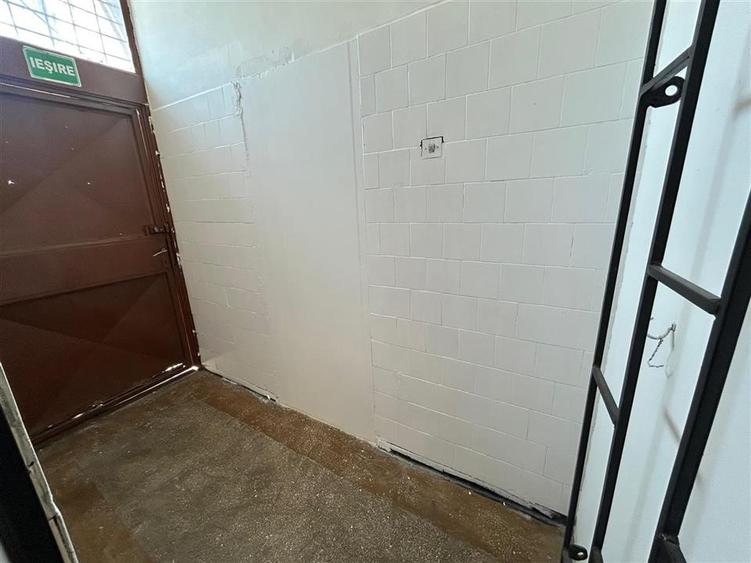Spațiu comercial, de 39 mp, în Craiter