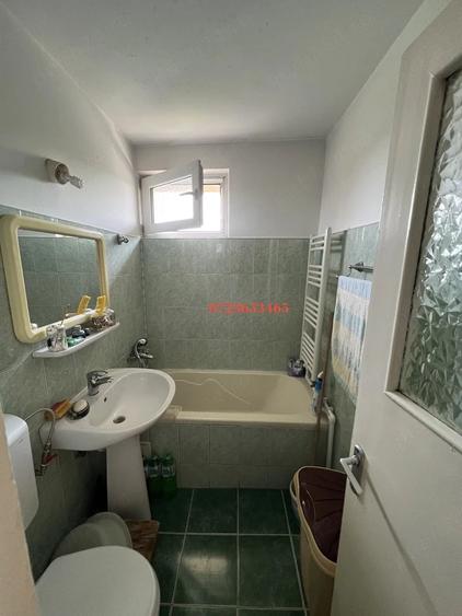 Apartament cu 2 camere semidecomandat în Hipodrom