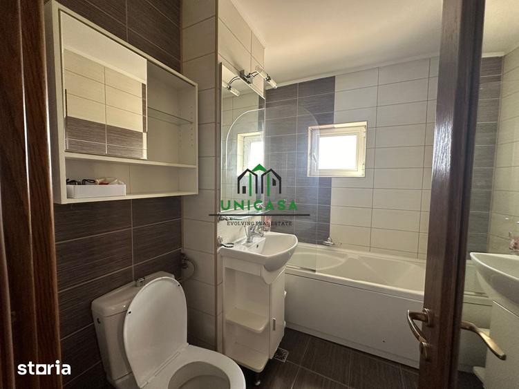 Apartament cu 3 camere decomandat în Ostroveni