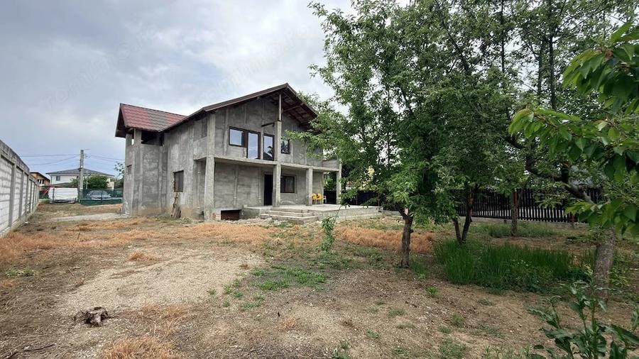 Casa sptioasa cu potential real in Maracineni la 5 pasi de Pitesti-Arges! - 12