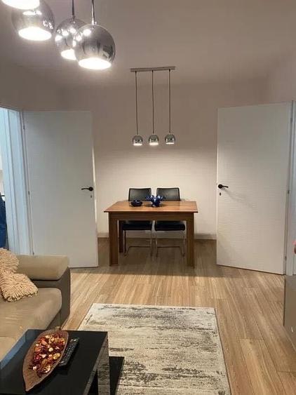 Apartament cu 2 camere semidecomandat în Berceni