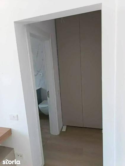 Casă cu 4 camere cu Teren 153 Mp în Titan