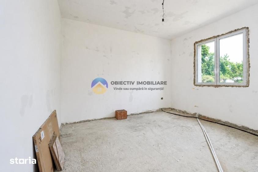 Casă cu 3 camere cu Teren 1235 Mp în Borlești
