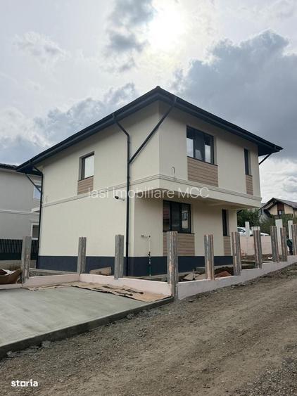 Casa noua cu 4 camere, curte si acces asfaltat/Valea Lupului