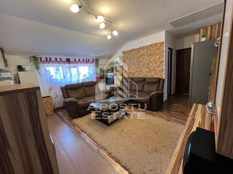 Apartament cu 3 camere semidecomandat, mobilat în Simion Bărnuțiu