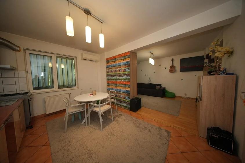 Apartament cu 2 camere decomandat în Drumul Taberei