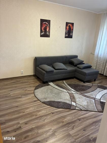 Apartament cu 2 camere decomandat în Titan